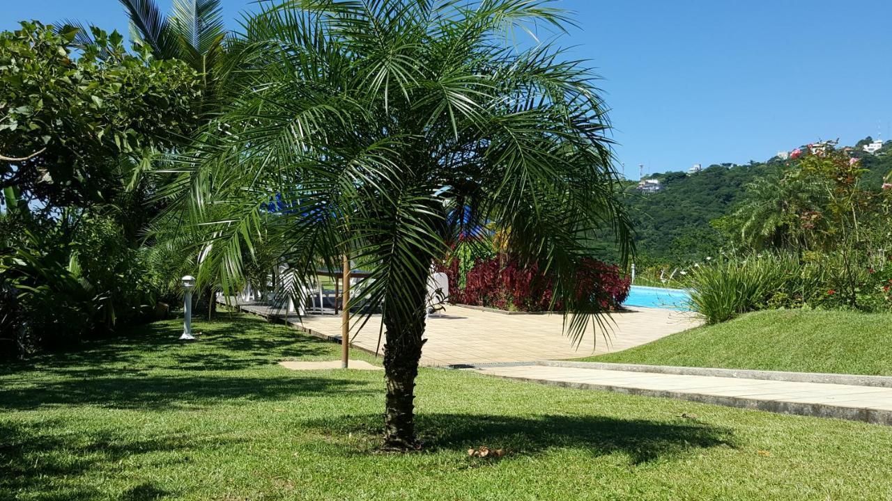 Ilha Da Gale Tourist Hotel Fazenda De Bombas Бомбіняс Екстер'єр фото
