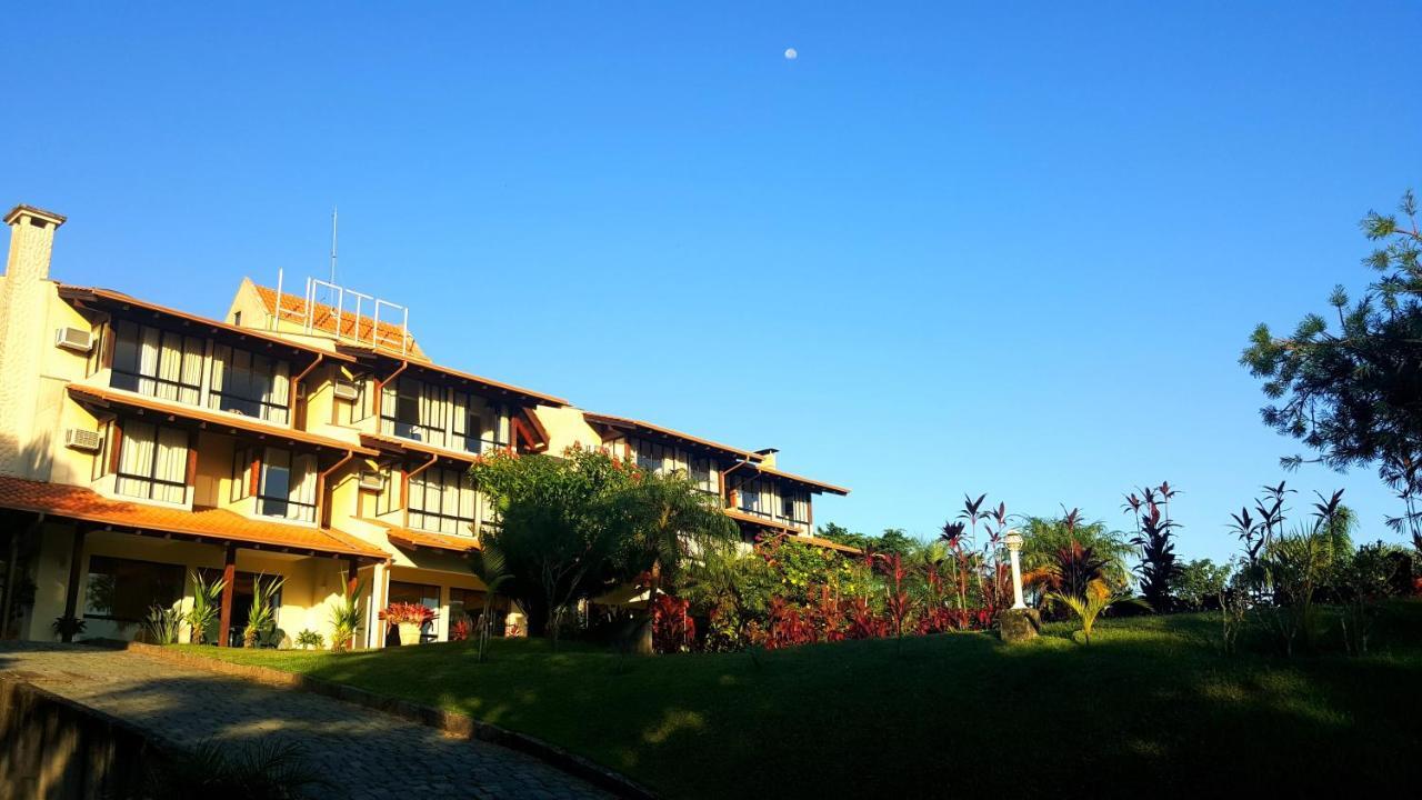 Ilha Da Gale Tourist Hotel Fazenda De Bombas Бомбіняс Екстер'єр фото